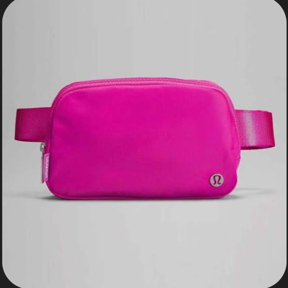 Lululemon Everywhere Belt Crossbody Bag 1L Sonic Pink Women Men NWT